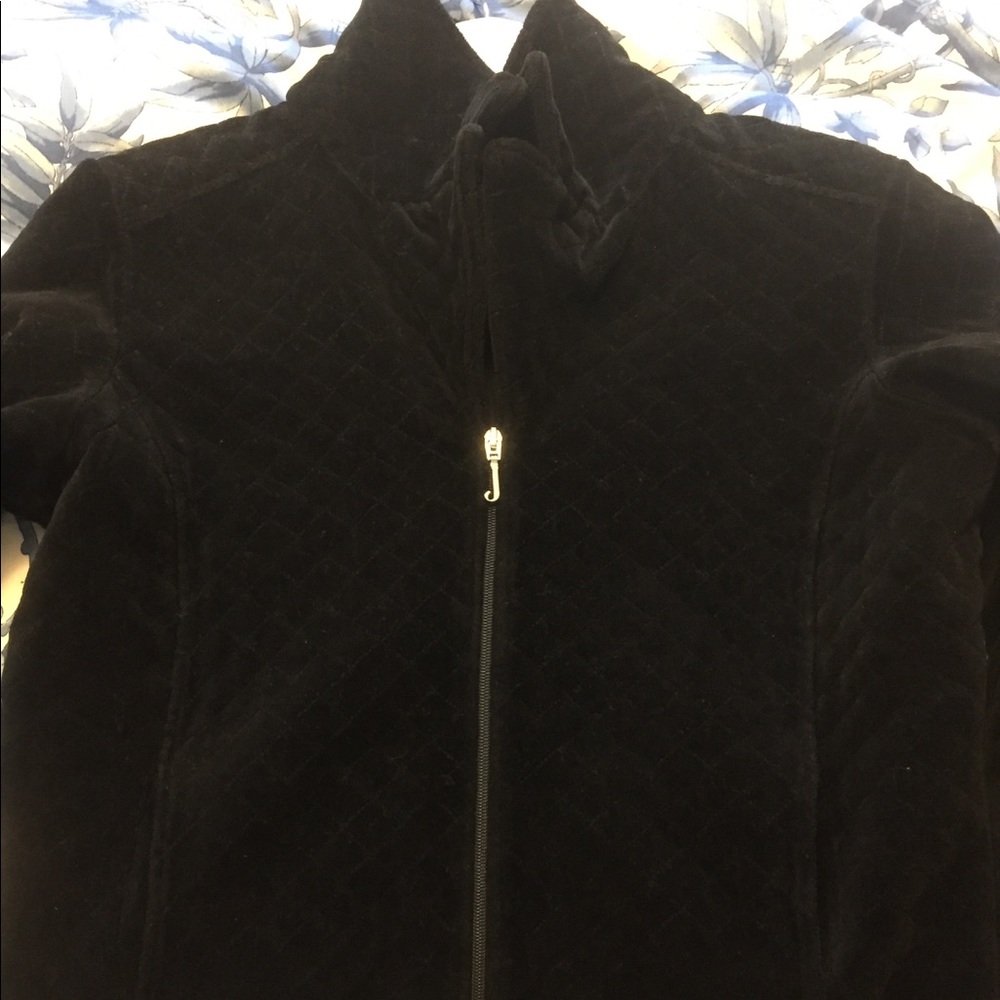 Juicy Couture adorable black quilted jacket